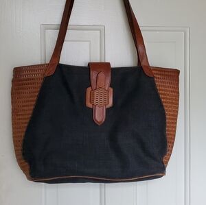 Aleda Italian Black Linen Woven Leather Shoulderbag Office Everyday Elegance